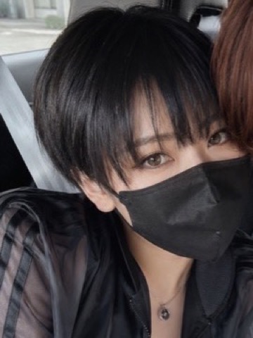 ふだんは男装で活動している蔵馬くん